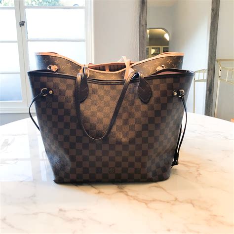 louis vuitton artsy mm vs neverfull mm|louis Vuitton Neverfull MM outlet.